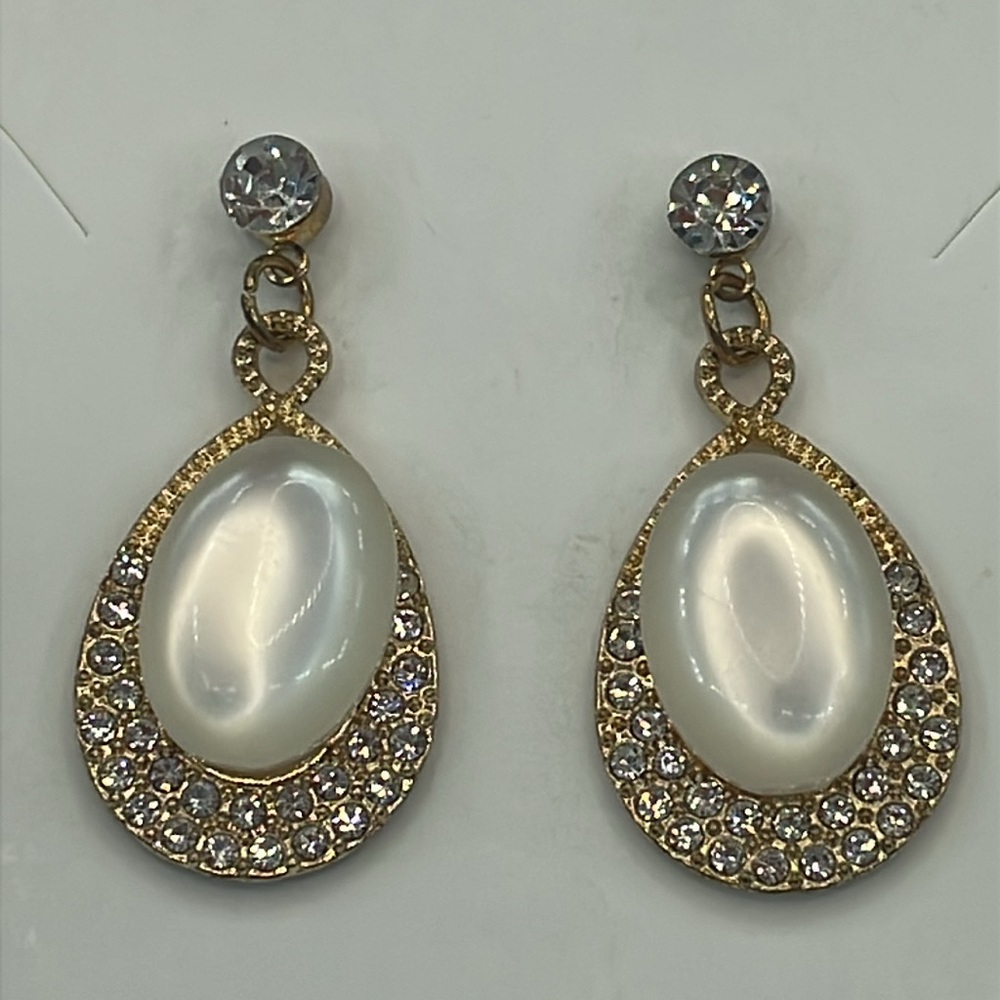 Drop pearl Earings - Picture 1 of 6